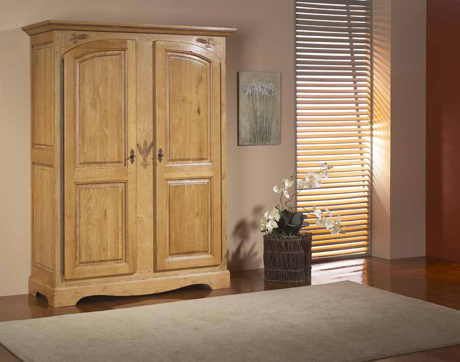 Armoire En Bois But : Armoire en bois 2 portes Cevennes ? Meubles Turone Armoire En Bois But : Armoire en bois 2 portes Cevennes ? Meubles Turone